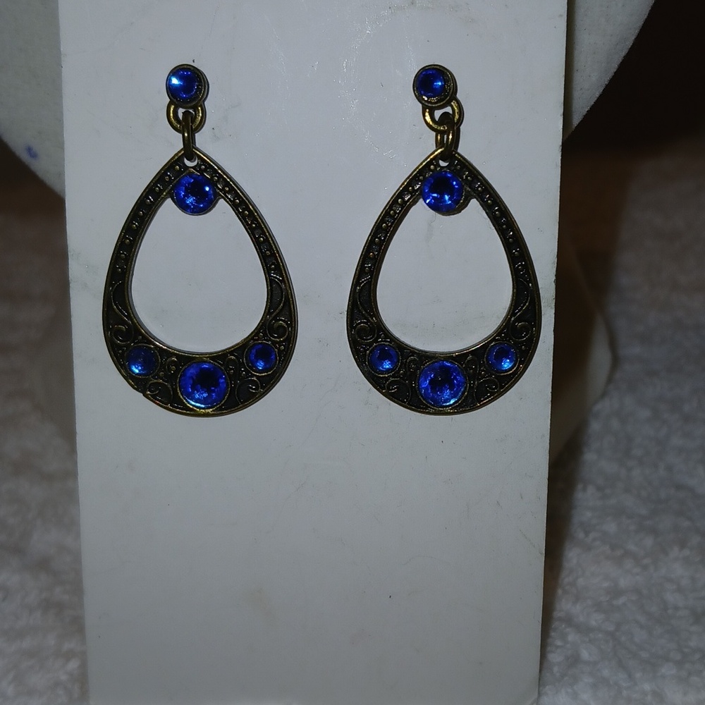 Blue Multi-Strand Statement Necklace, Earrings/Bundle - Picture 7 of 7